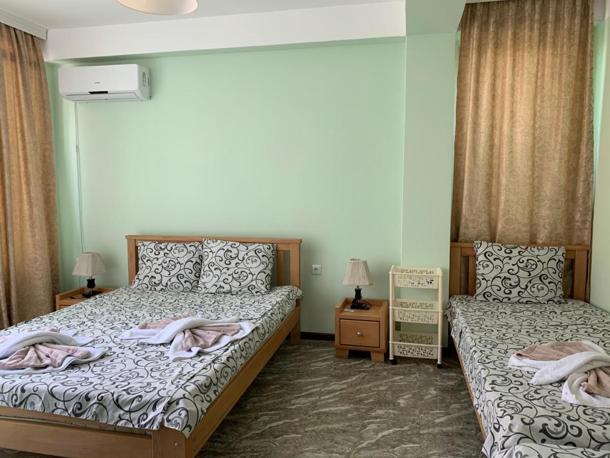 Gala Hotel Урекі Екстер'єр фото