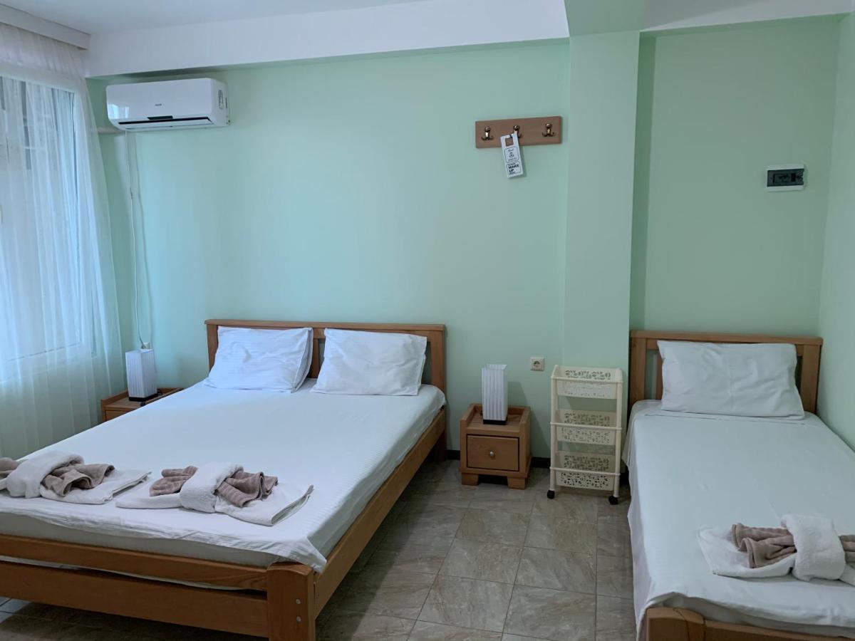 Gala Hotel Урекі Екстер'єр фото