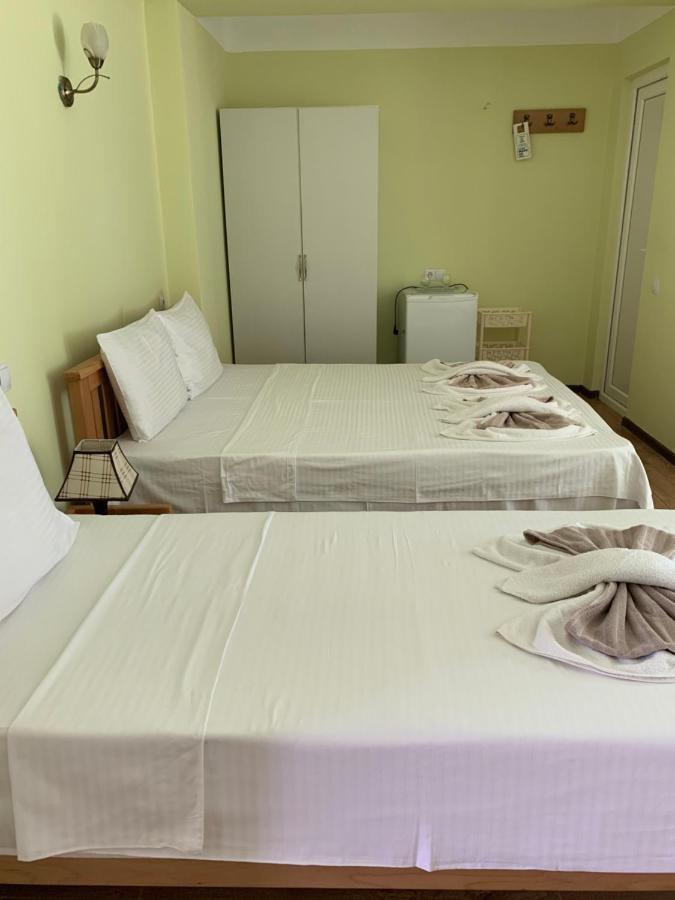 Gala Hotel Урекі Екстер'єр фото